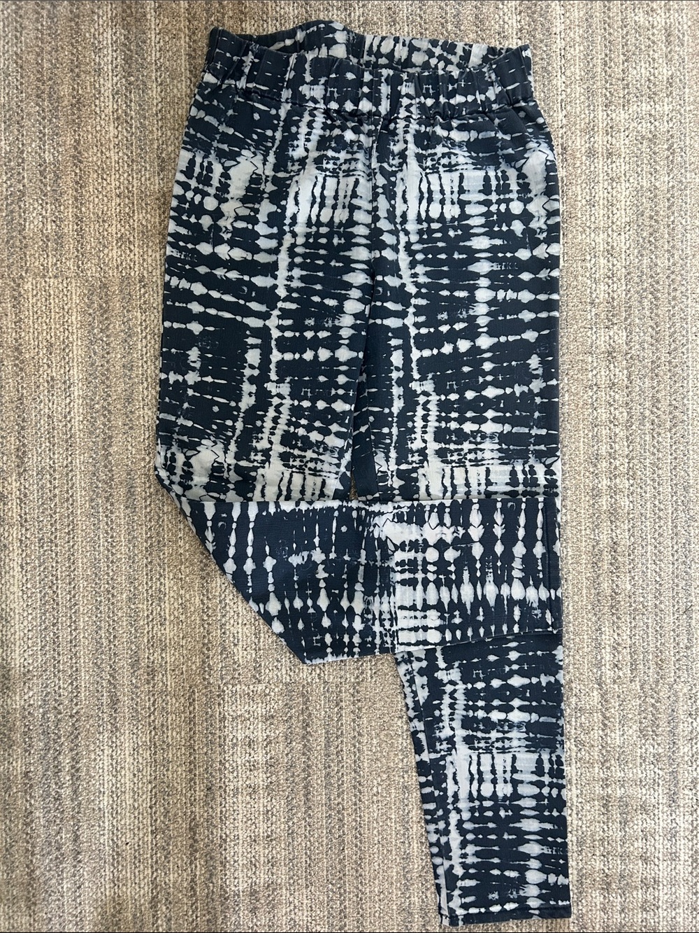 Soft Surroundings Tie-Dye denim quality pants in Navy and White